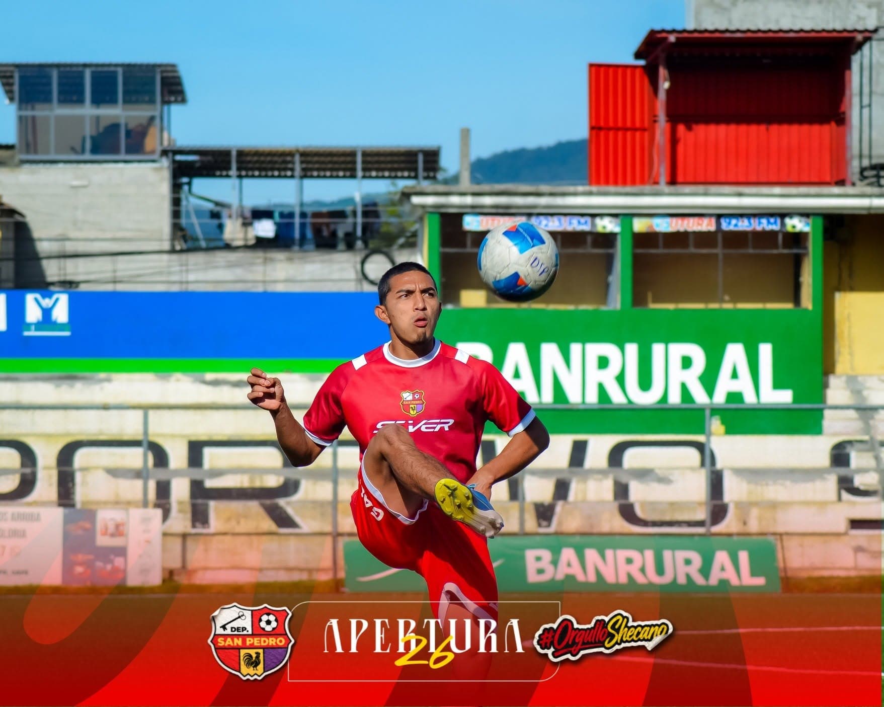 Jugador practicando control de balón